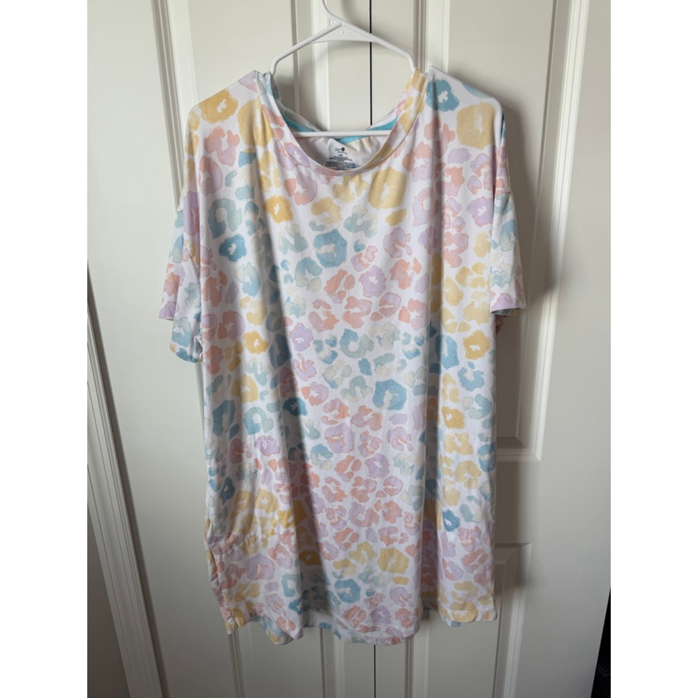Secret Treasures Pajama Dress L-XL White Multicolor Leopard Print EUC